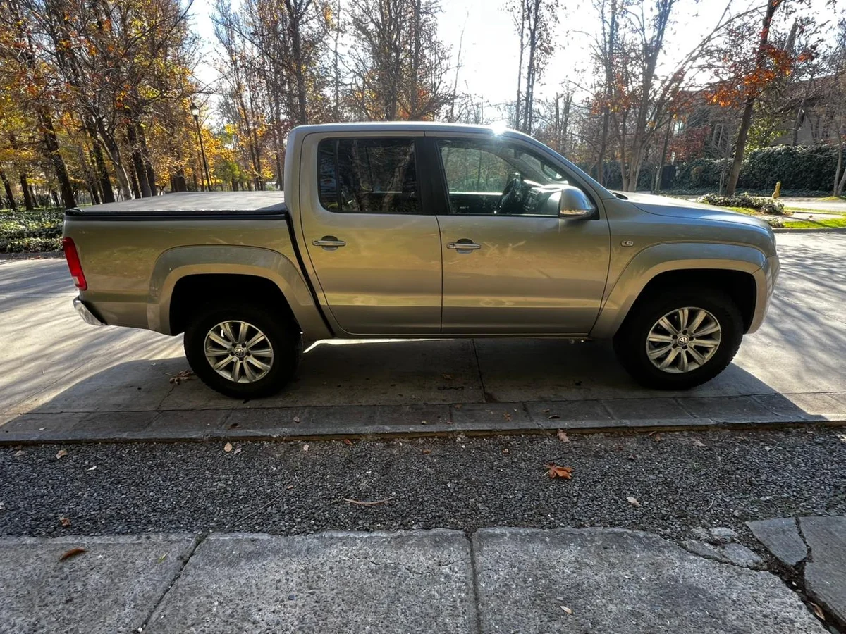 VOLKSWAGEN AMAROK HIGHLINE 4X4 2.0 AUT DIESEL 180HP AT 4P 2015 - Miniatura 8
