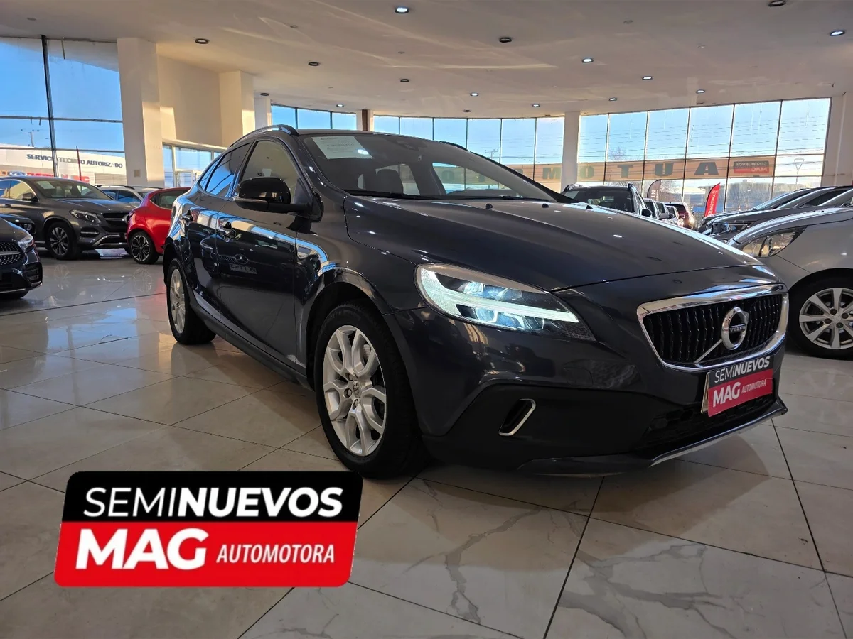 VOLVO V40 2.0 D2 DIESEL 2019