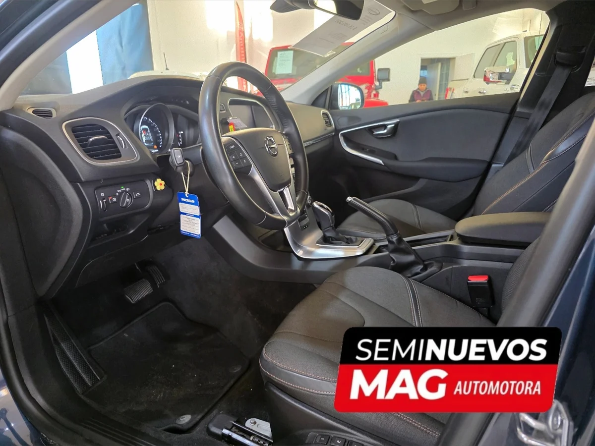 VOLVO V40 2.0 D2 DIESEL 2019 - Miniatura 7