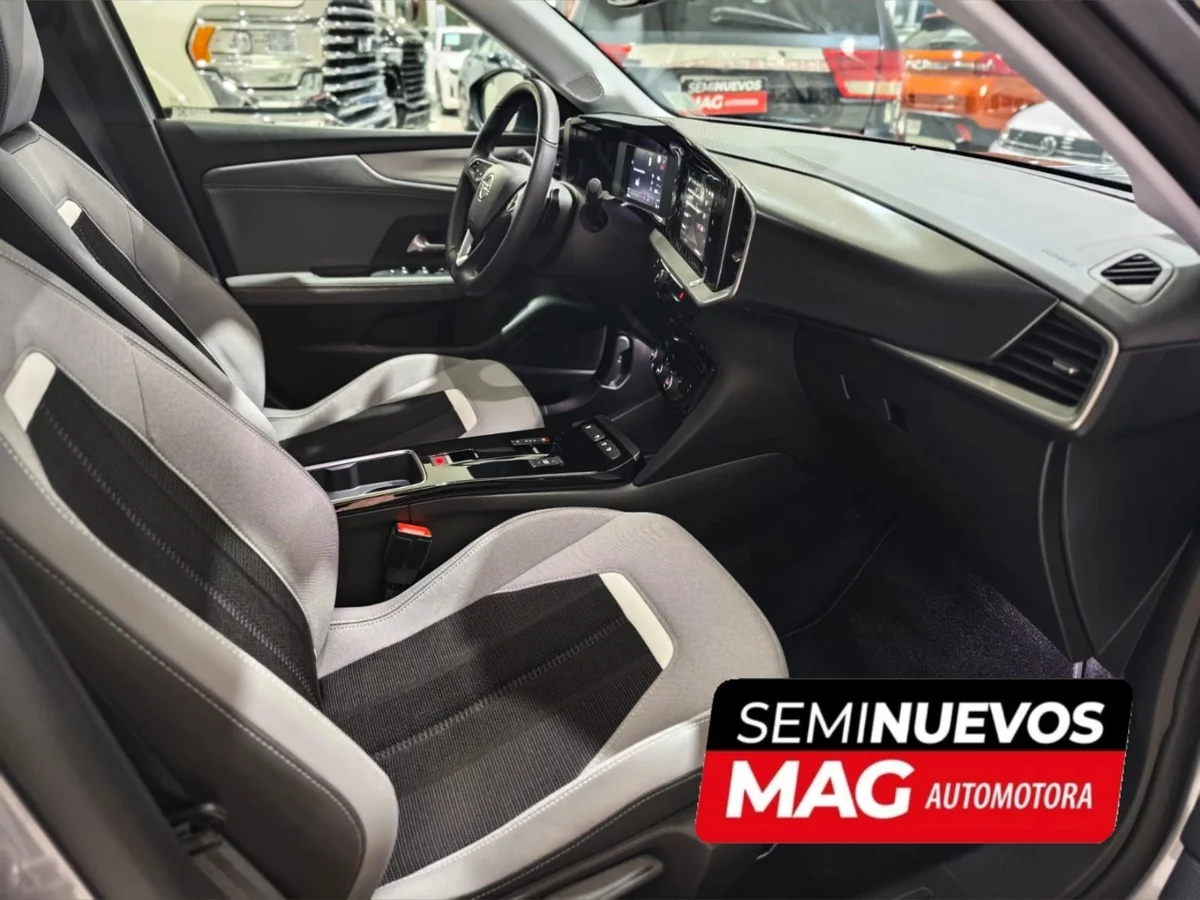 OPEL Mokka 1.2T ELEGANCE 4X2 AT8 5P 2023 - Miniatura 11