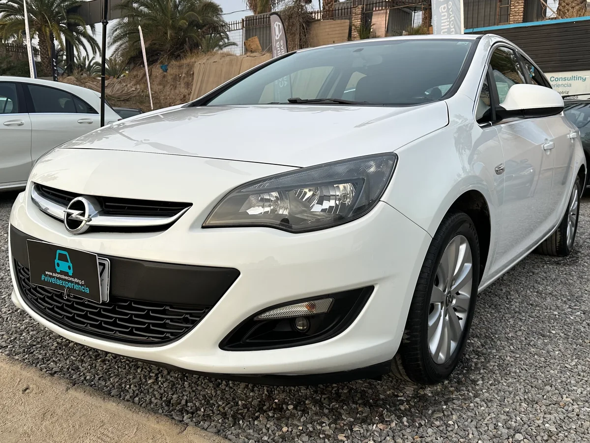 OPEL Astra HB 1.6 TURBO ENJOY R 2015 - Miniatura 3