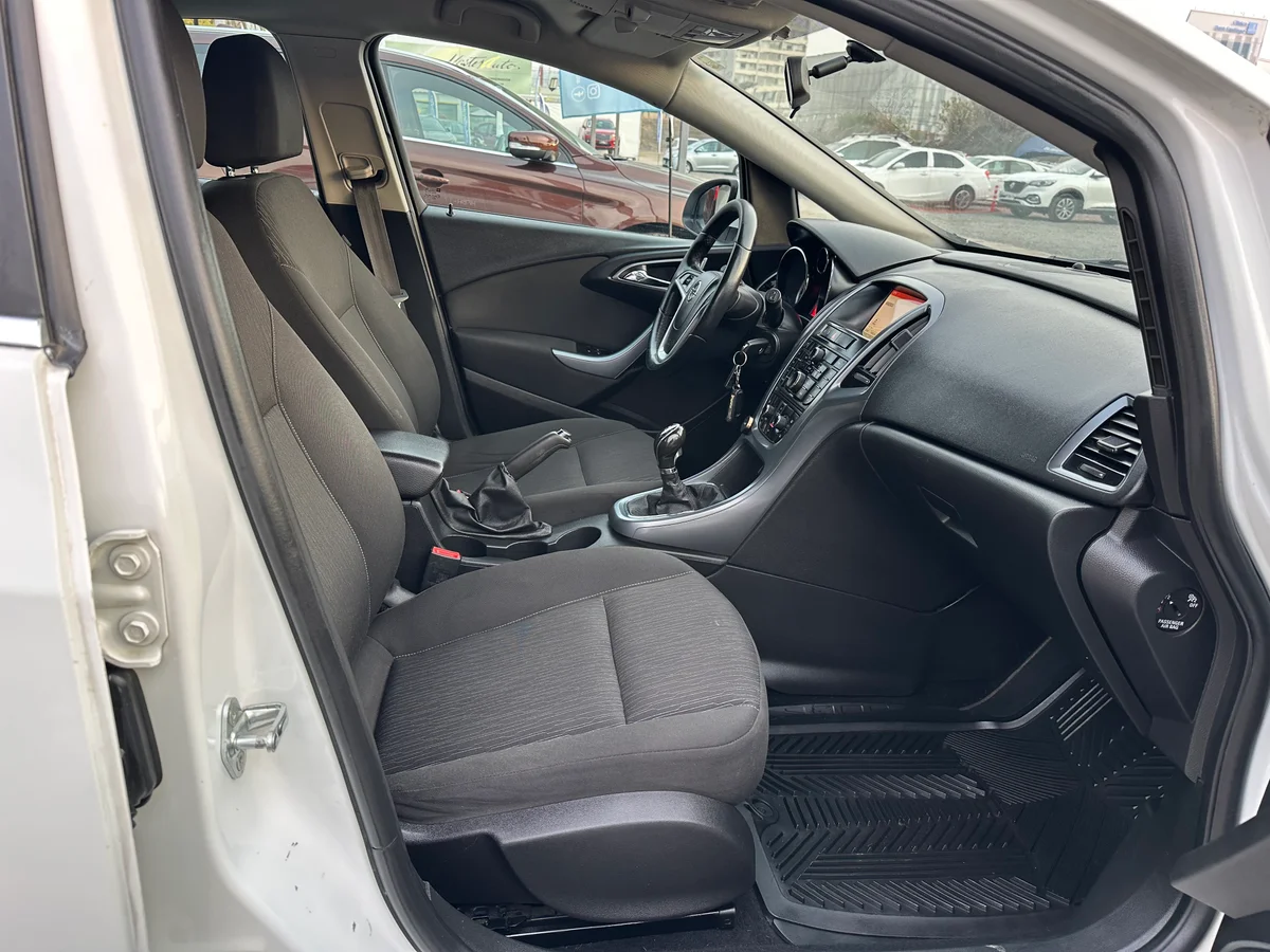 OPEL Astra HB 1.6 TURBO ENJOY R 2015 - Miniatura 22