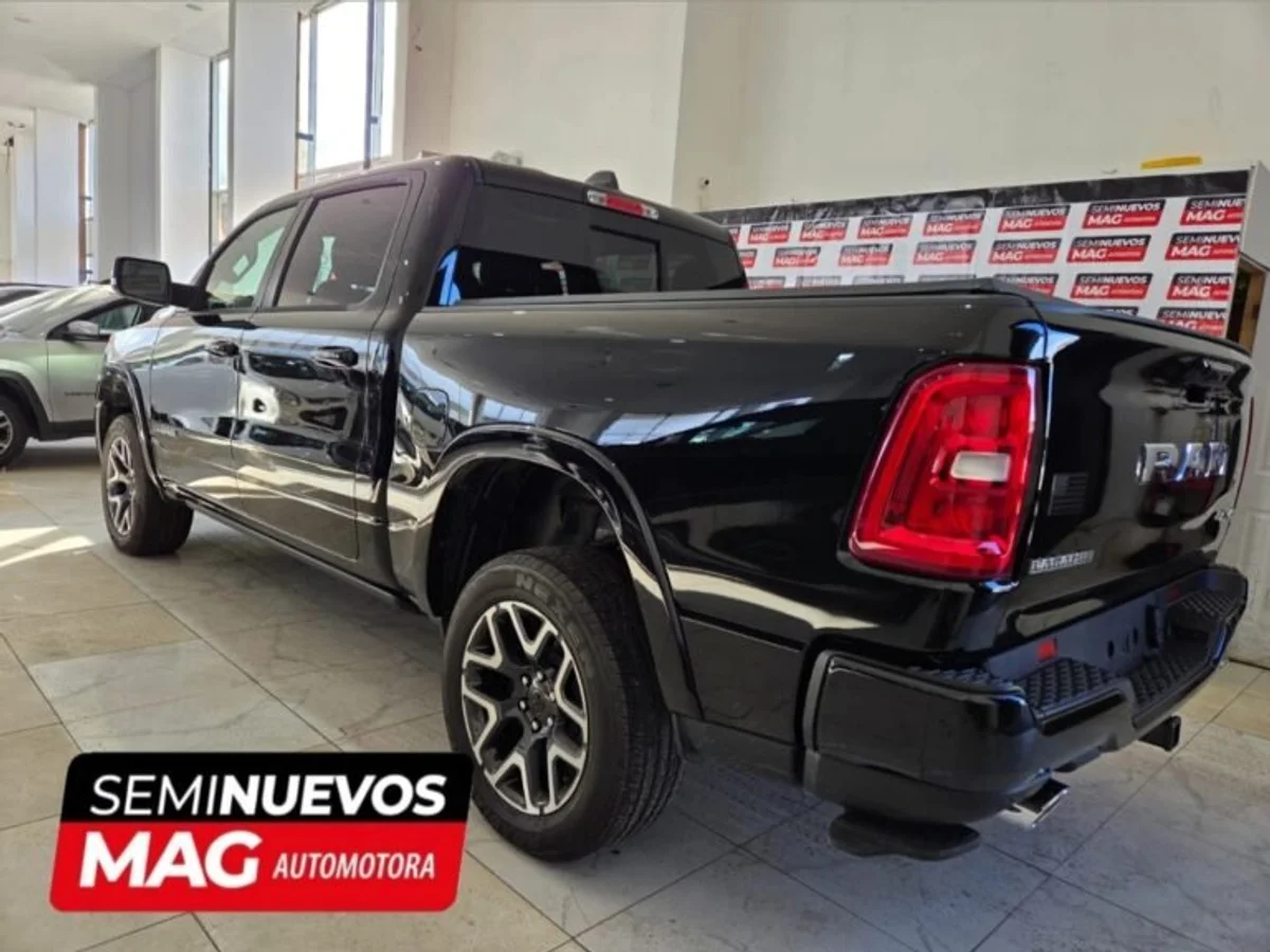 DODGE Ram 1500 4×4 LARAMIE 2025