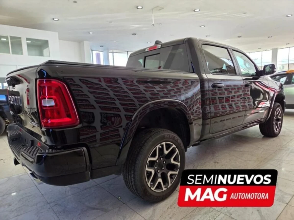 DODGE Ram 1500 4×4 LARAMIE 2025