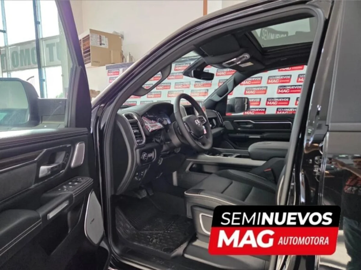 DODGE Ram 1500 4×4 LARAMIE 2025 - Miniatura 7