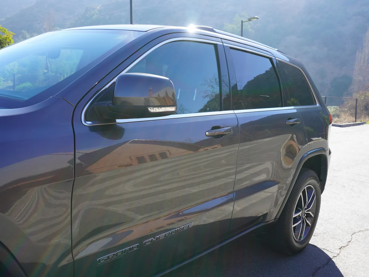 JEEP GRAND CHEROKEE LAREDO 3.6 4x2 2019 miniatura 9