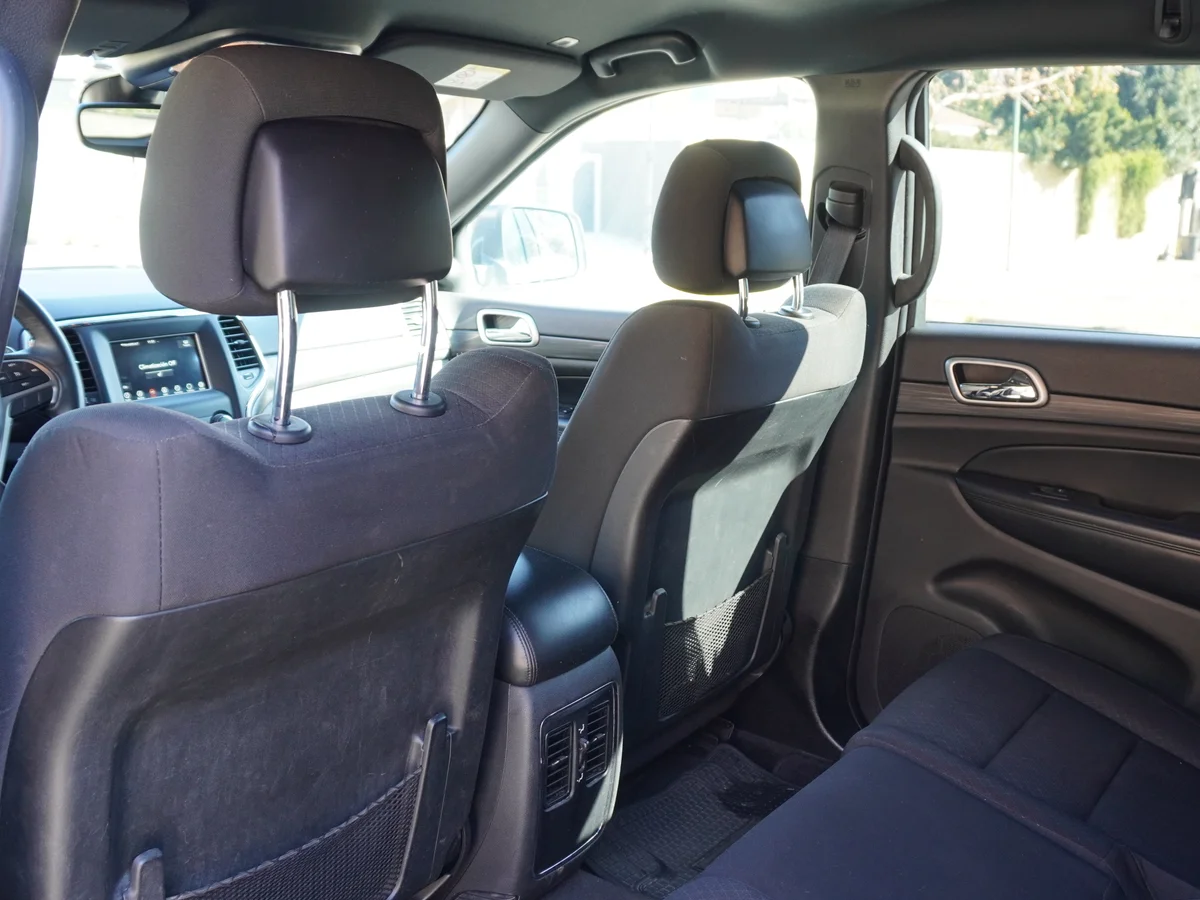 JEEP GRAND CHEROKEE LAREDO 3.6 4x2 2019 miniatura 20