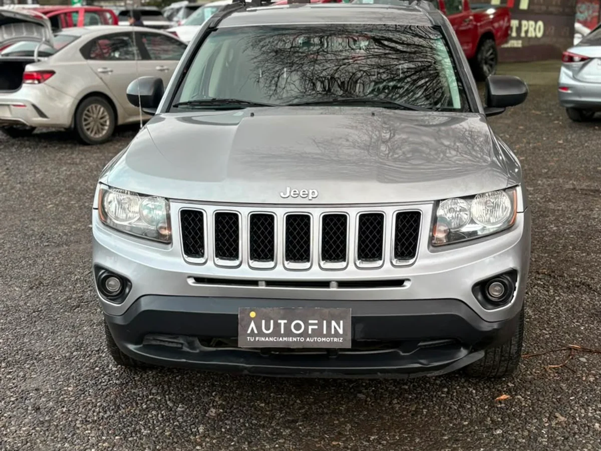 JEEP Compass 2.4 SPORT 2WD AT 5P 2015 - Imagen 3