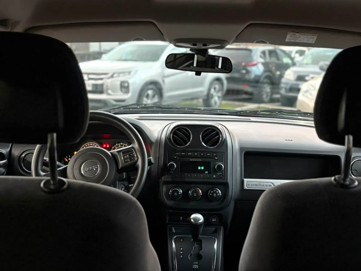 JEEP Compass 2.4 SPORT 2WD AT 5P 2015 - Imagen 10
