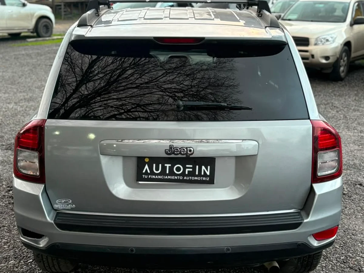 JEEP Compass 2.4 SPORT 2WD AT 5P 2015 - Imagen 14