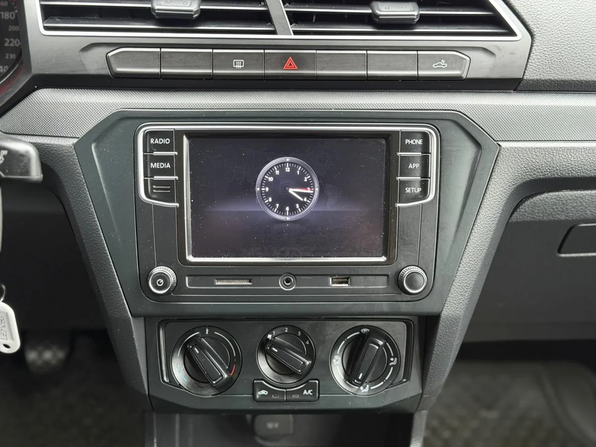 VOLKSWAGEN Saveiro COMFORTLINE MT 4X2 2022 - Miniatura 18