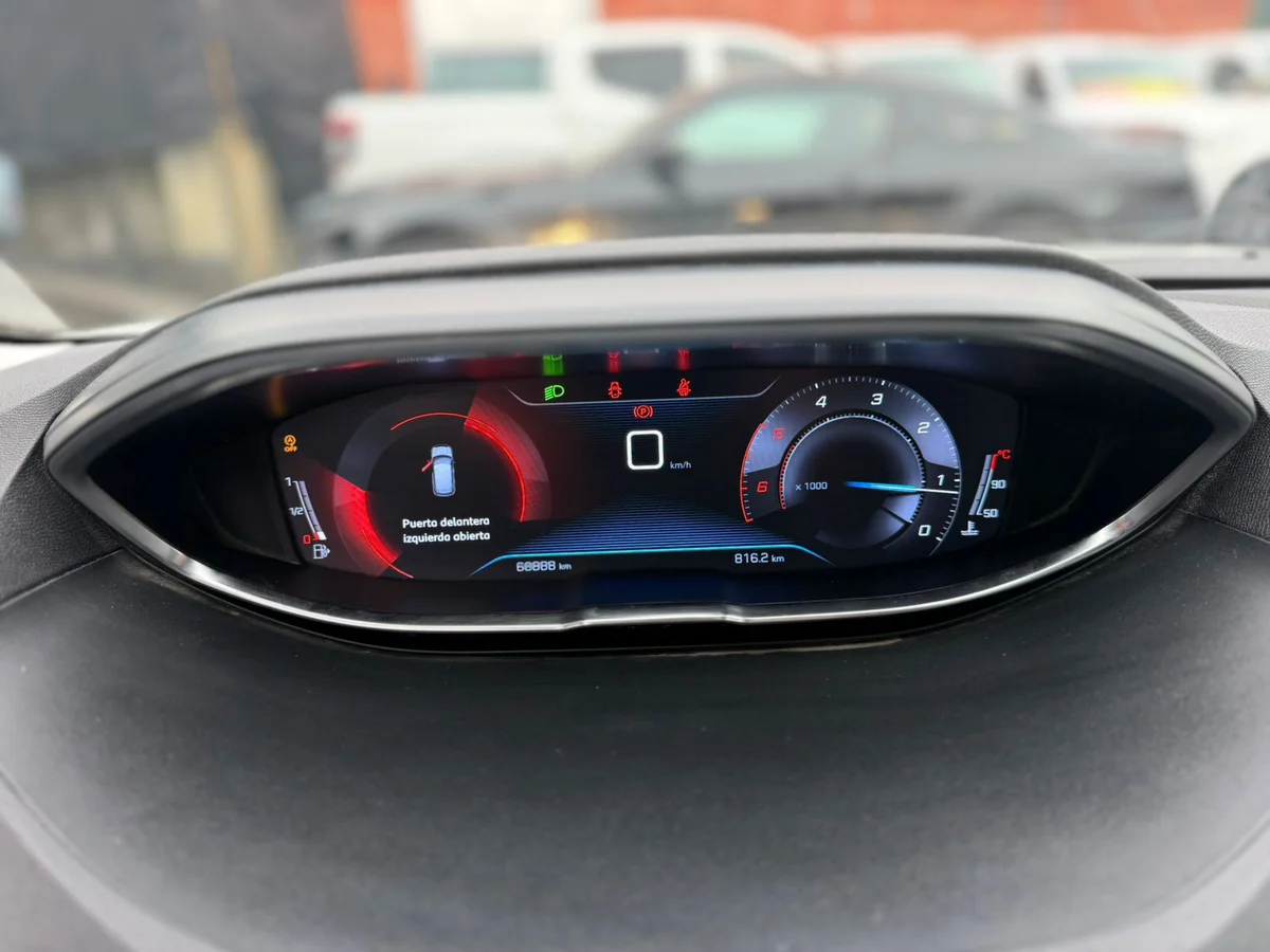 PEUGEOT 3008 ACTIVE BLUEHDI 1.5 2019 - Miniatura 9