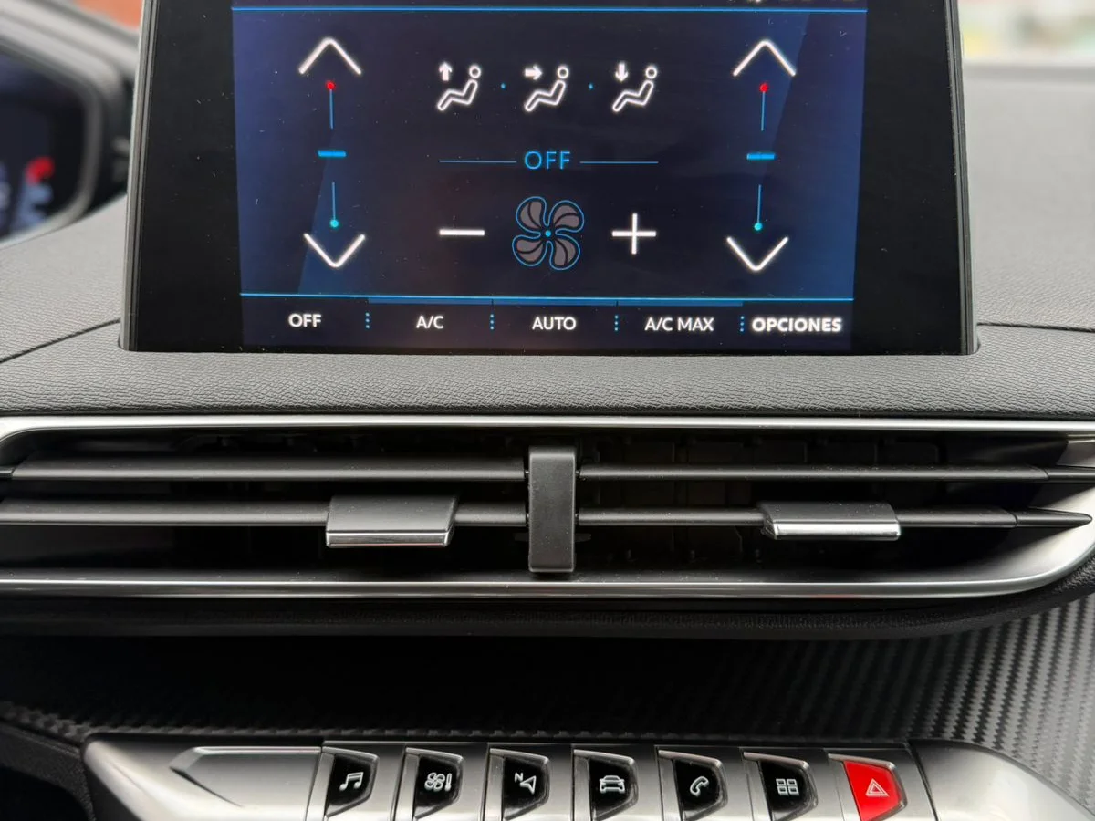 PEUGEOT 3008 ACTIVE BLUEHDI 1.5 2019 - Miniatura 10