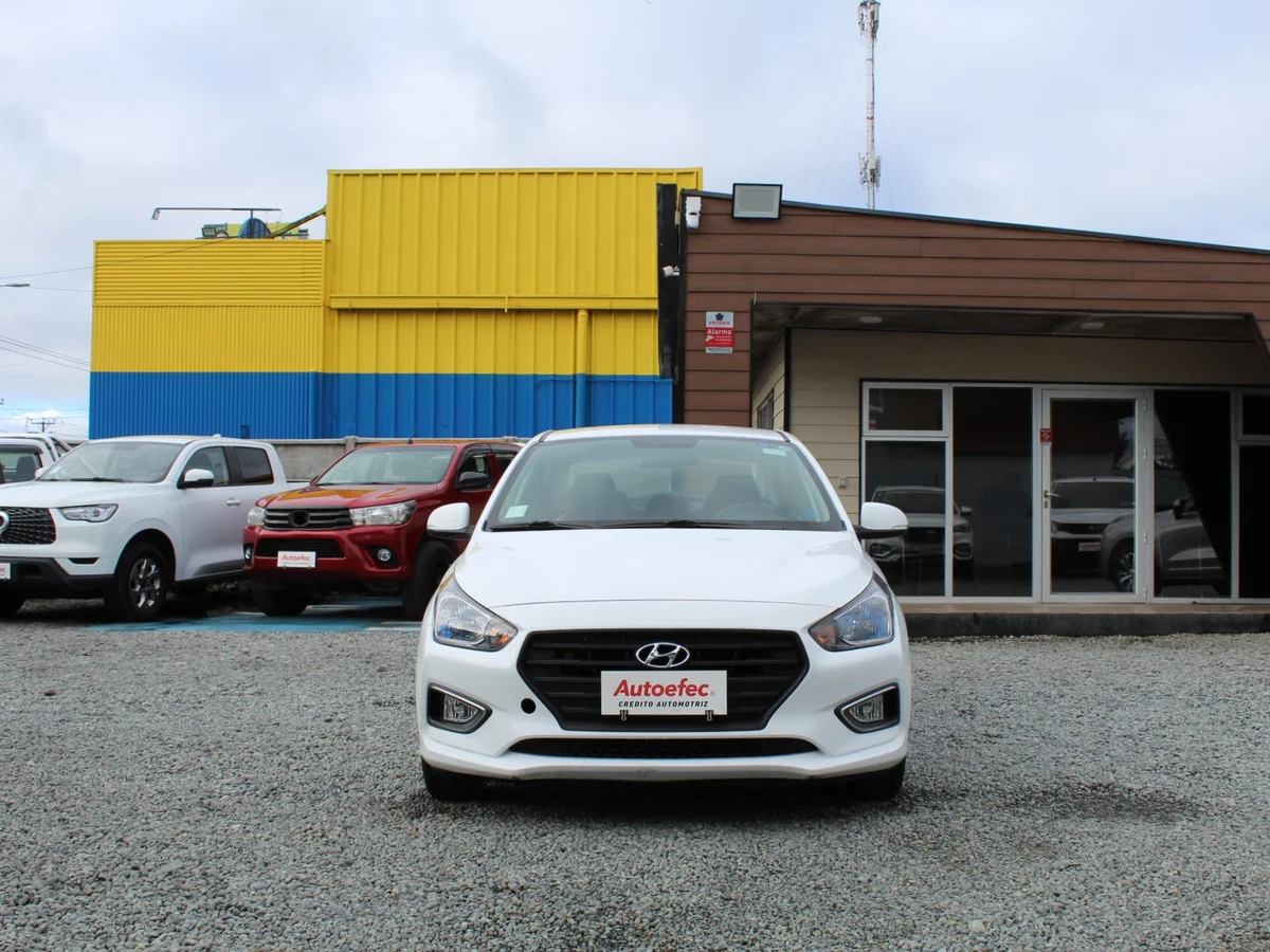 HYUNDAI Verna 1.4 CB 2021