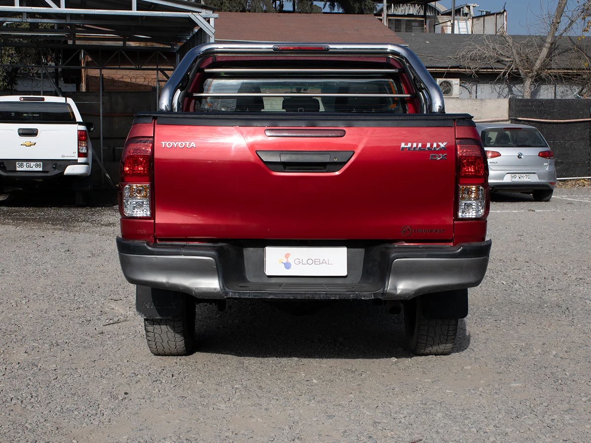 TOYOTA HILUX DOBLE CABINA 2.4 4X4 2022 miniatura 2
