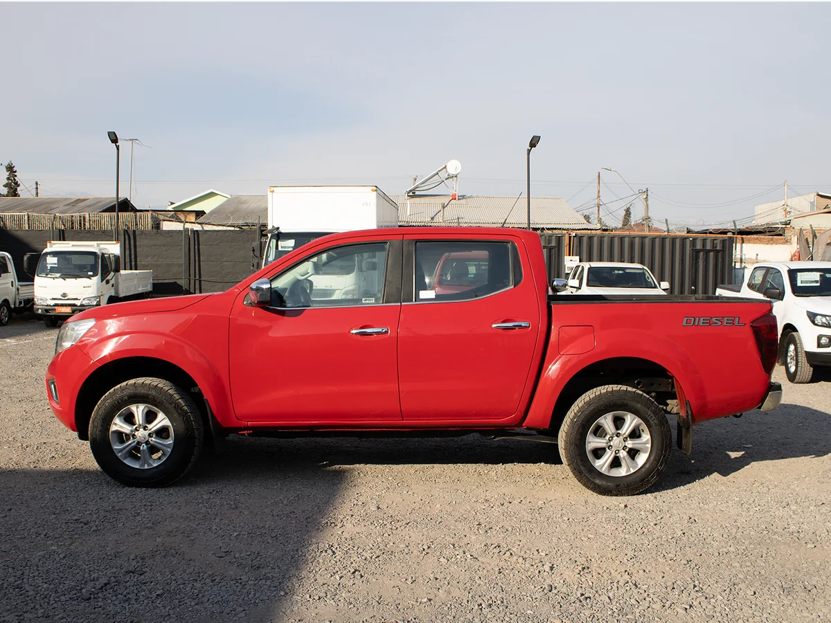 NISSAN Np300 2.3D 2021 miniatura 3