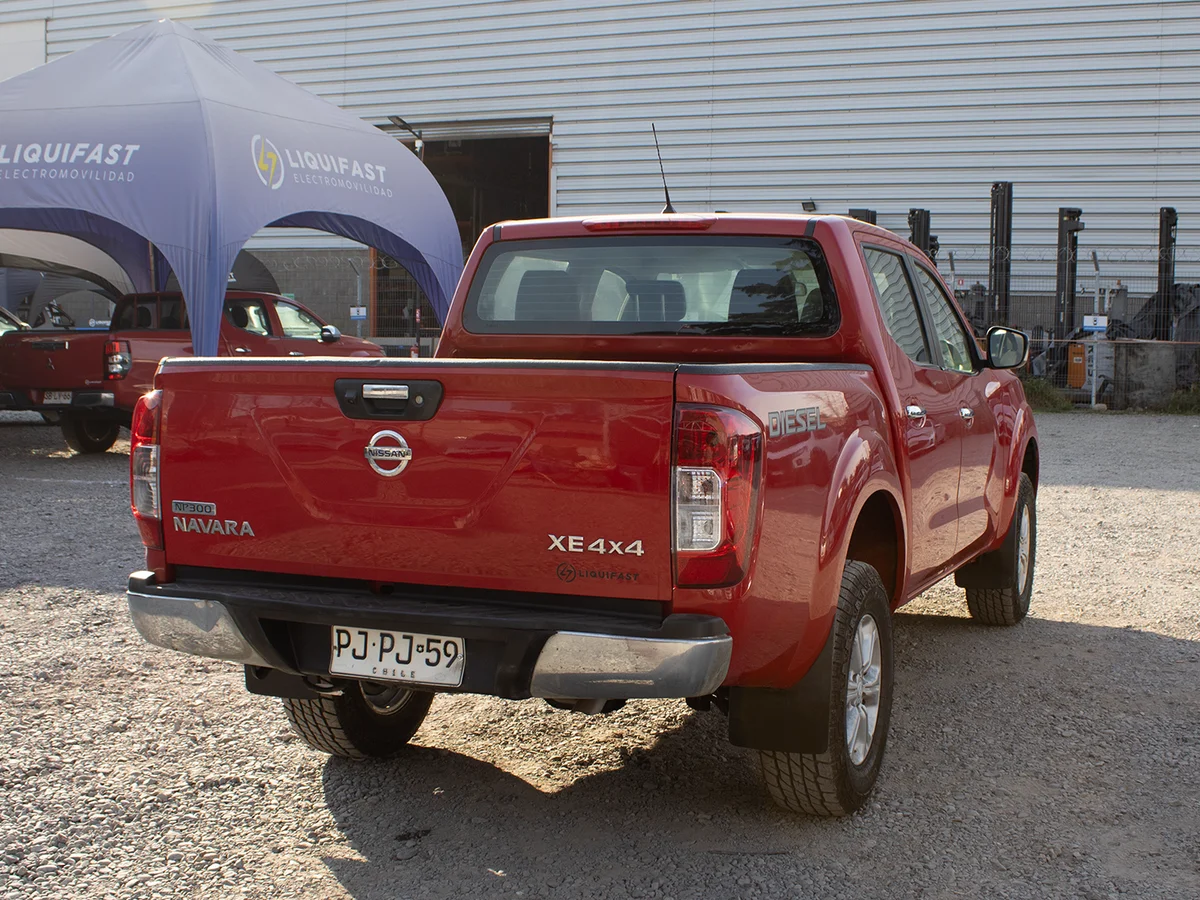 NISSAN Np300 2.3D 2021 miniatura 6