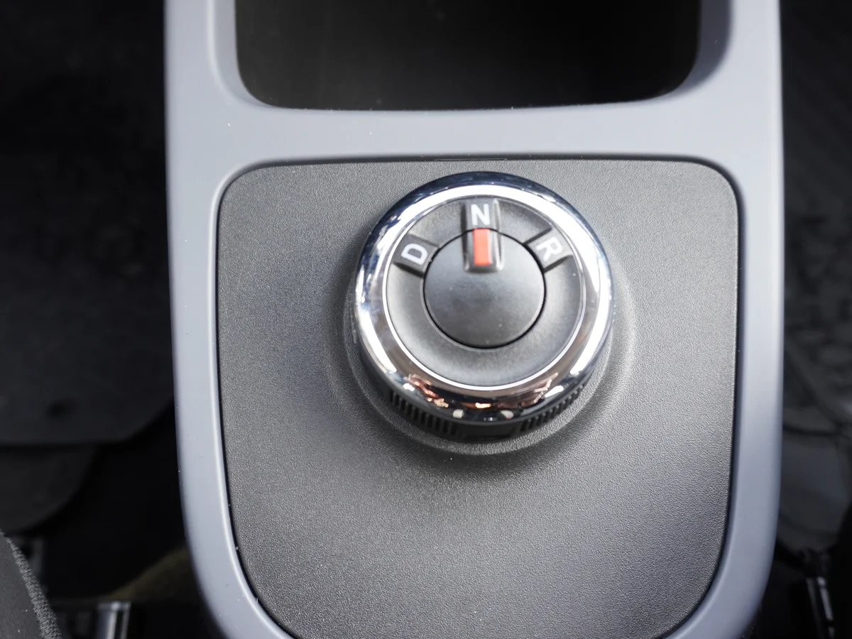 RENAULT e-Kwid año 2026 miniatura 21