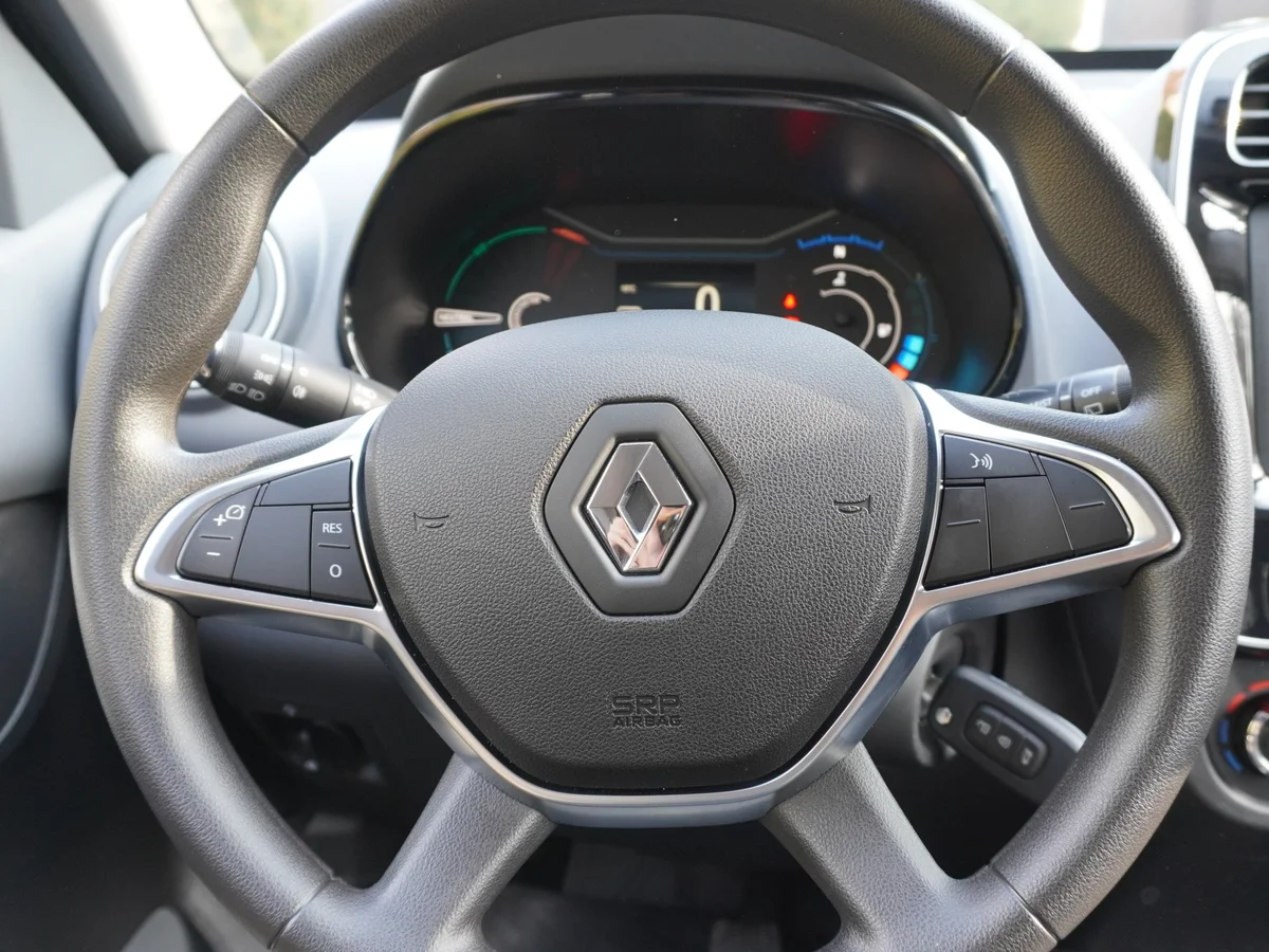 RENAULT e-Kwid año 2026 miniatura 22