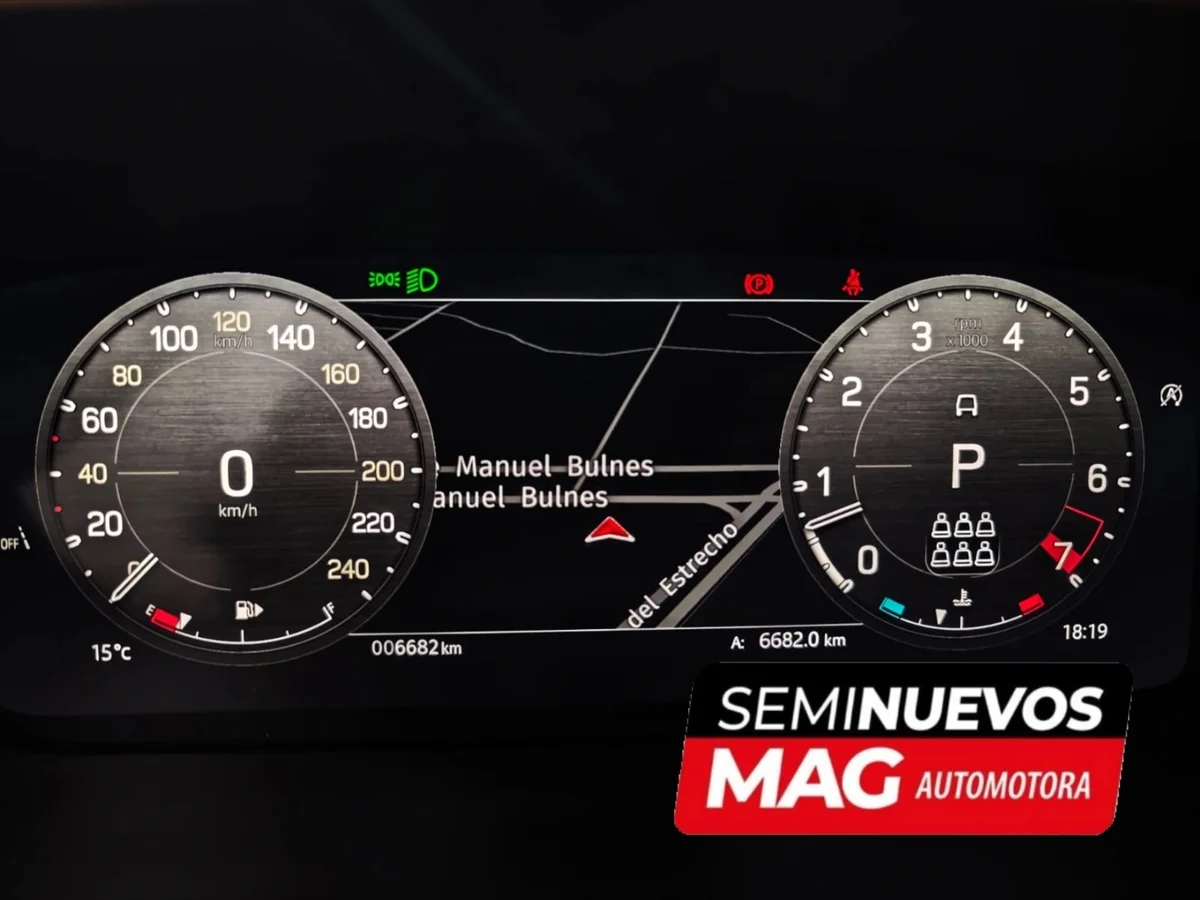 LAND ROVER DEFENDER 3.0 4X4 AT 3P 2024 - Miniatura 14
