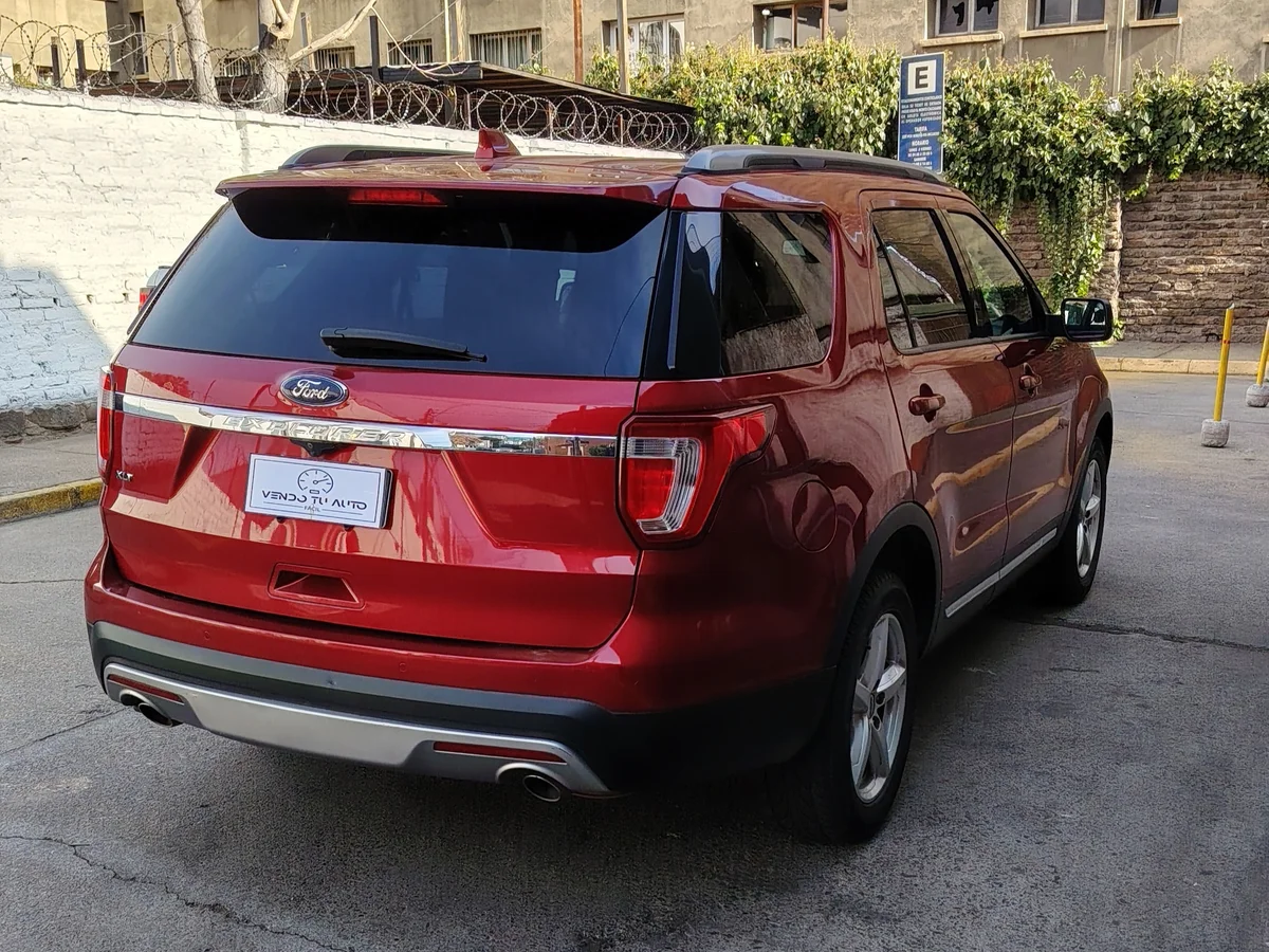 FORD Explorer XLT 3.5 2018 - Miniatura 9