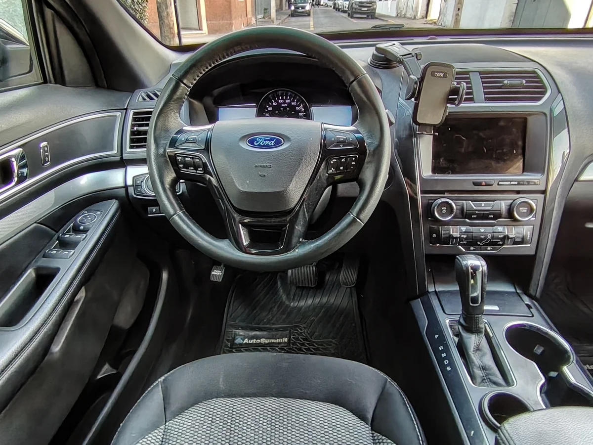 FORD Explorer XLT 3.5 2018 - Miniatura 14