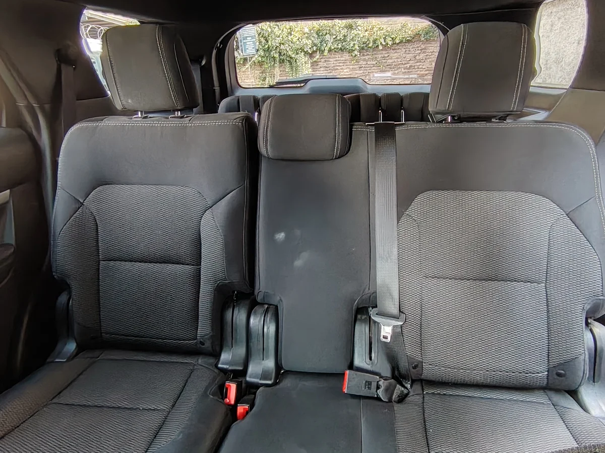 FORD Explorer XLT 3.5 2018 - Miniatura 17