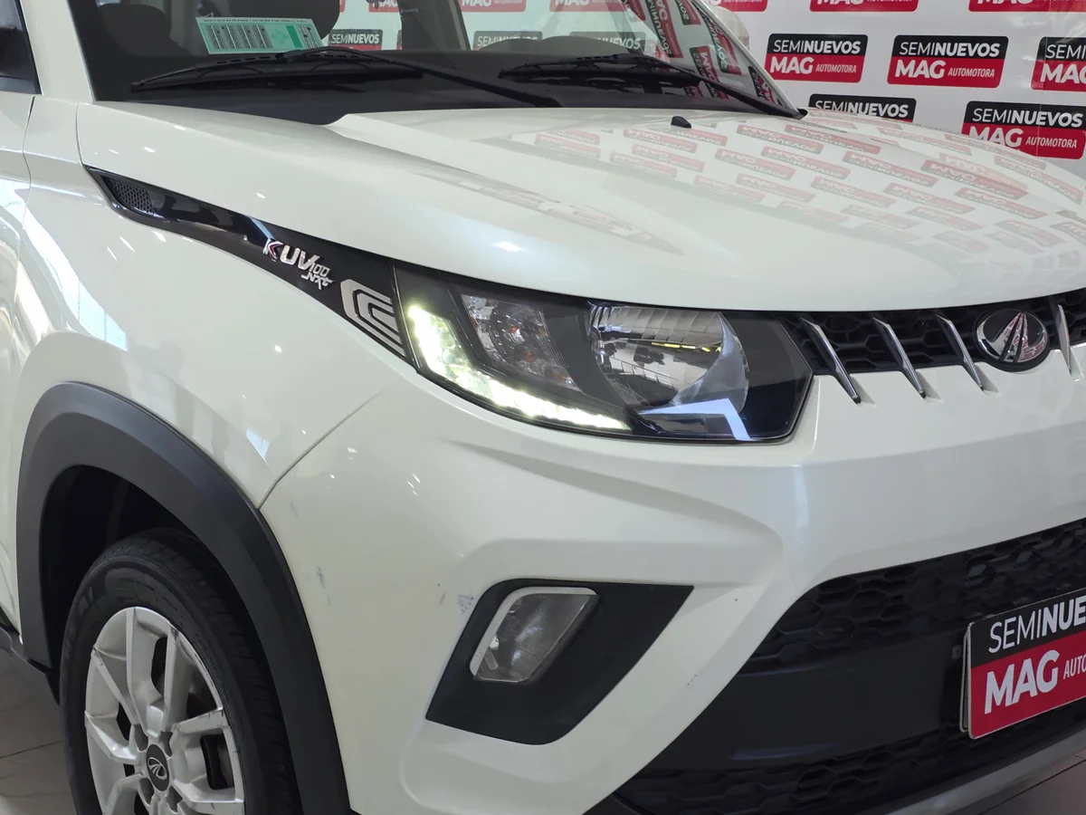 MAHINDRA KUV100 1.2 2021 - Miniatura 10