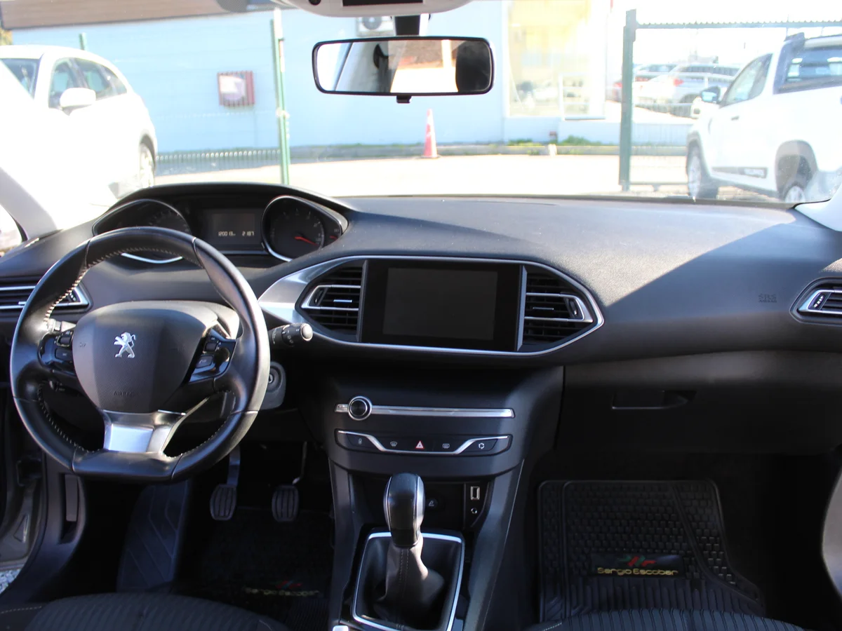 PEUGEOT 308 2017