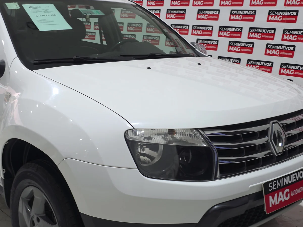RENAULT Duster DYNAMIQUE 4X4 2.0 2014 - Miniatura 11