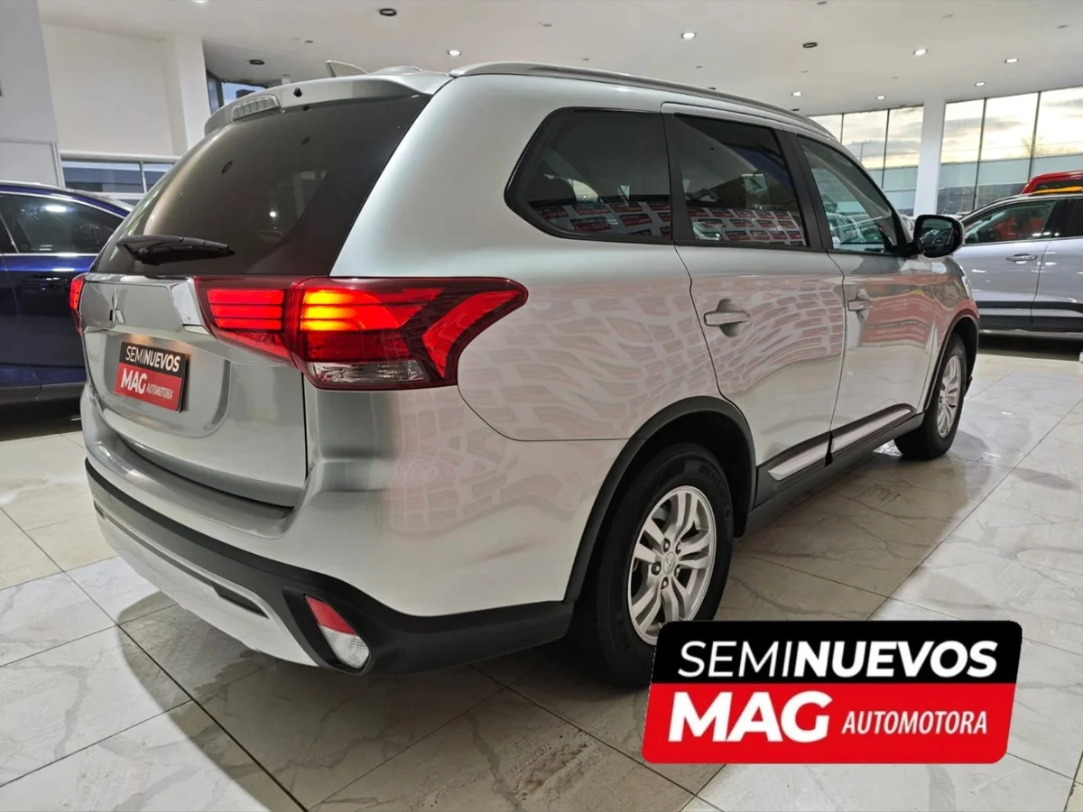 MITSUBISHI Outlander 2.0 2022