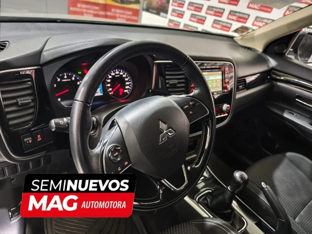 MITSUBISHI Outlander 2.0 2022