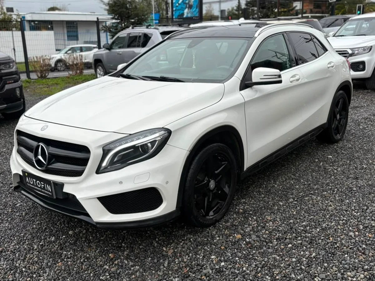 MERCEDES BENZ Gla 200 220 CDI 2016