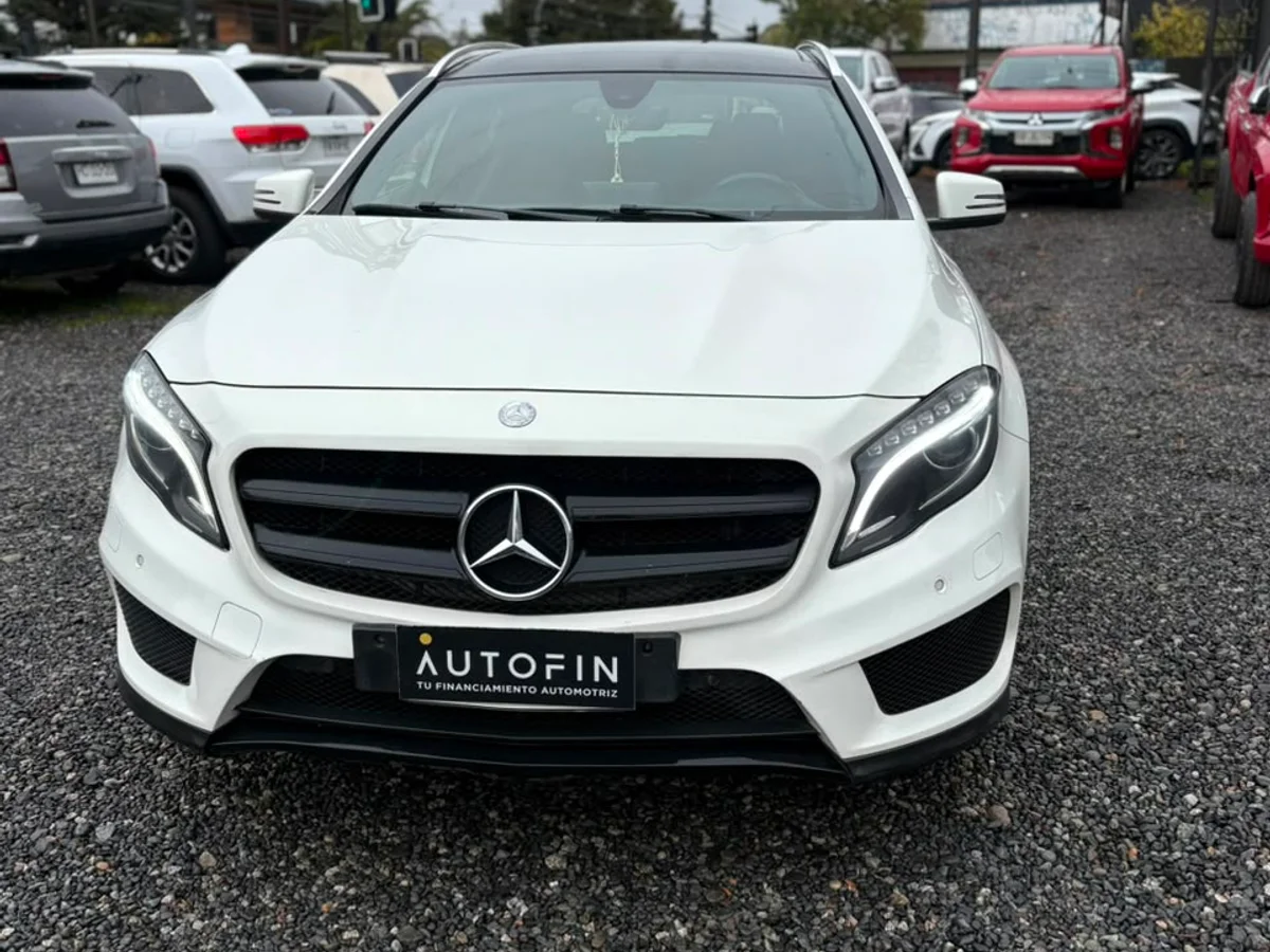 MERCEDES BENZ Gla 200 220 CDI 2016 - Imagen 2