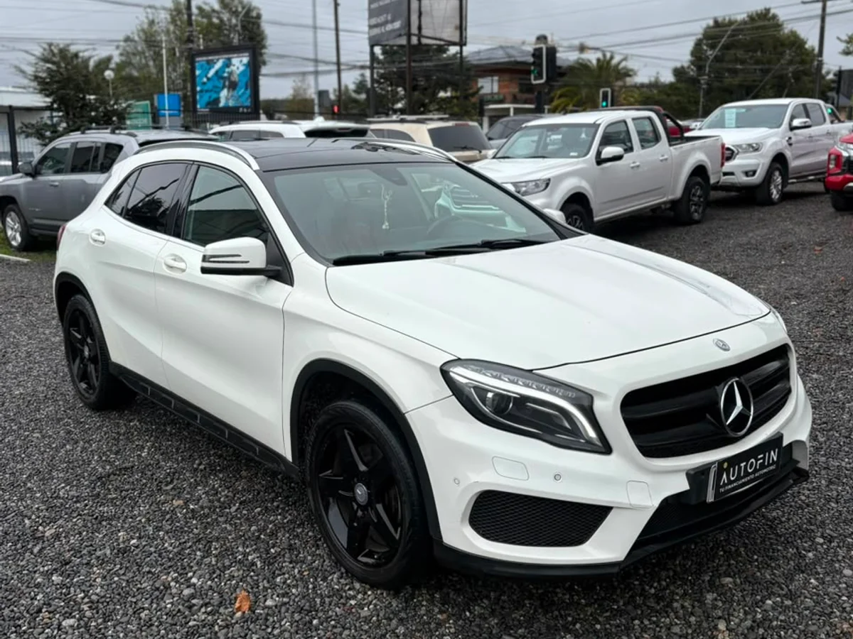 MERCEDES BENZ Gla 200 220 CDI 2016 - Imagen 4