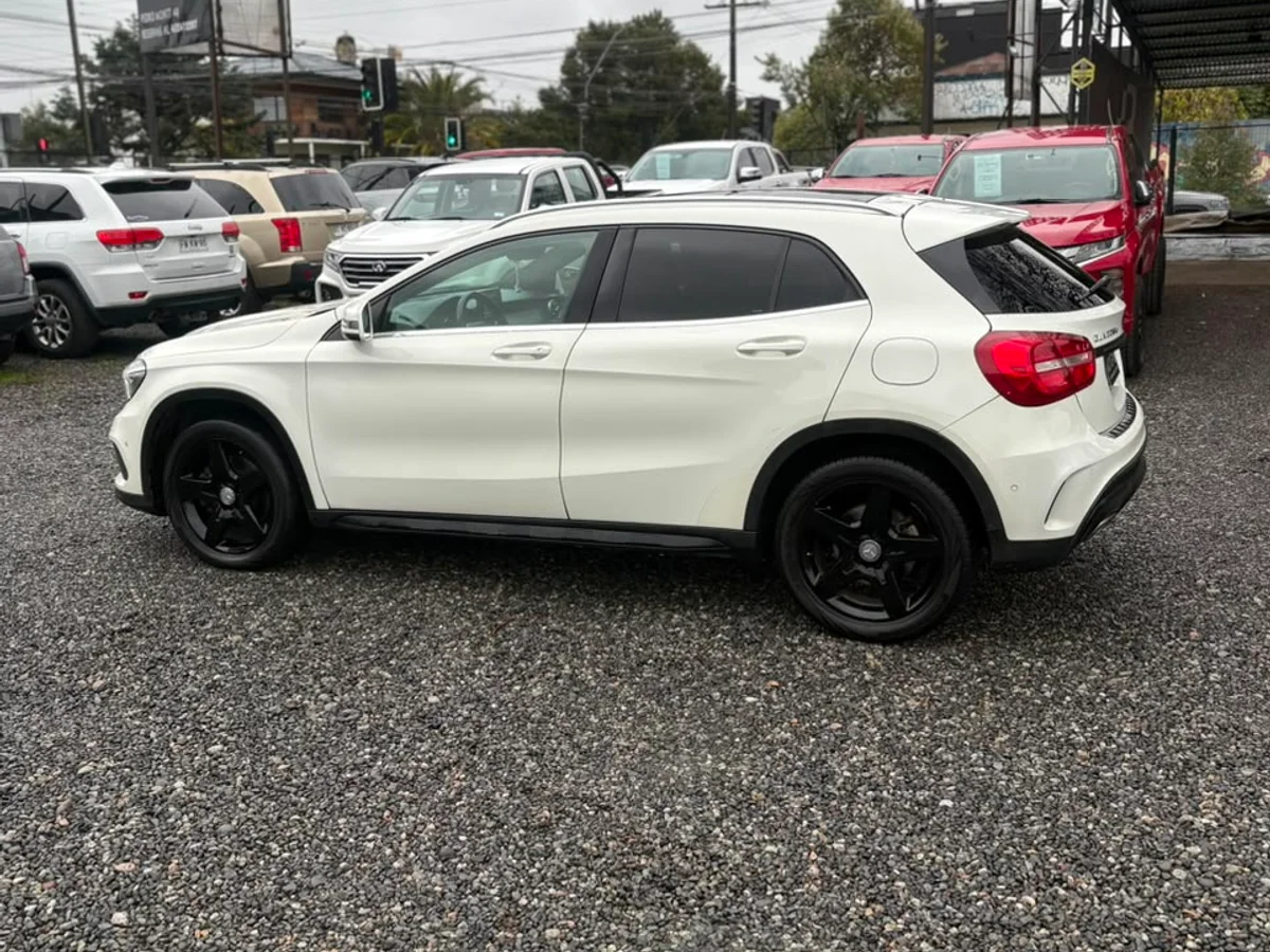 MERCEDES BENZ Gla 200 220 CDI 2016 - Imagen 5
