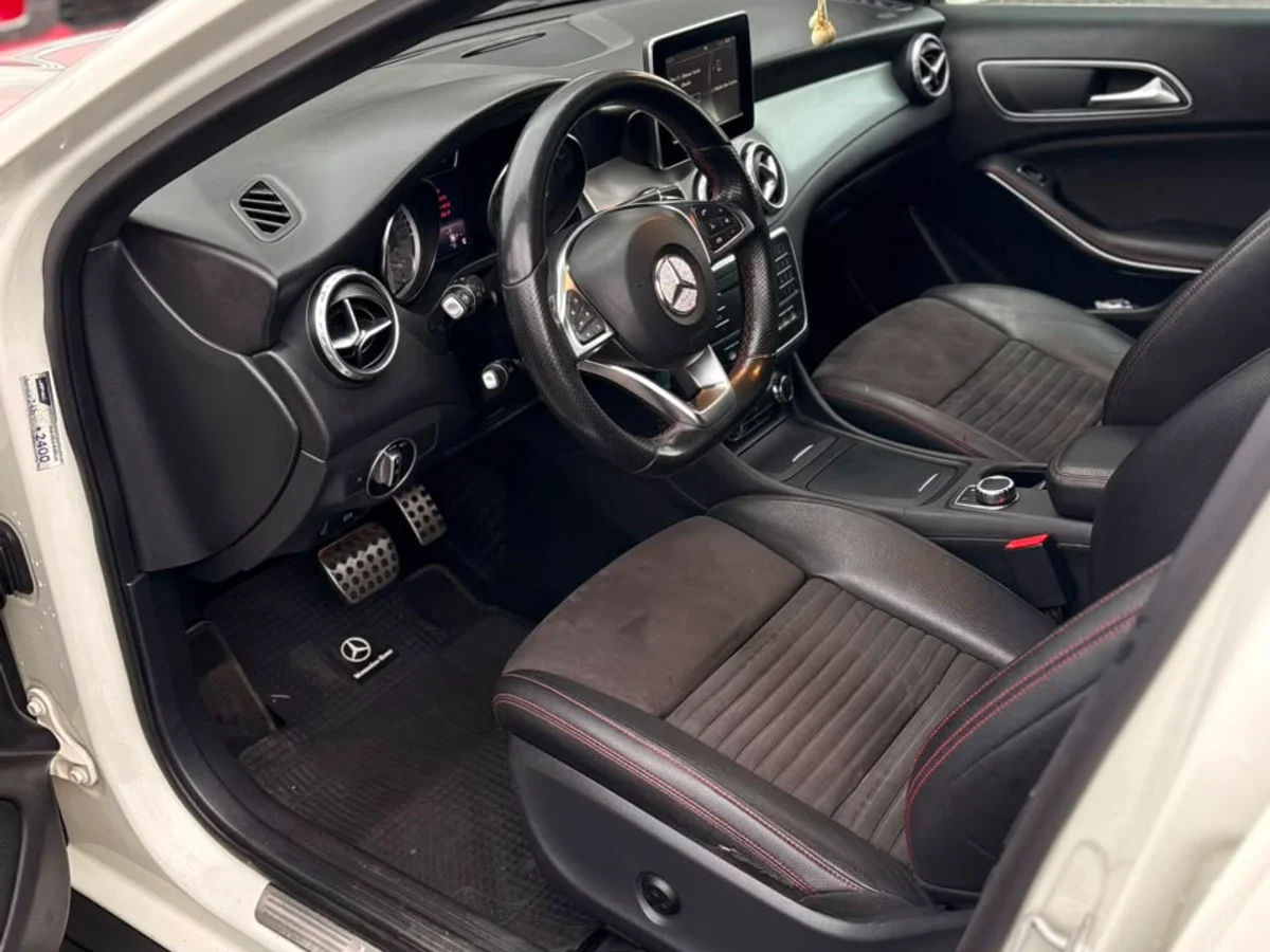 MERCEDES BENZ Gla 200 220 CDI 2016 - Imagen 8