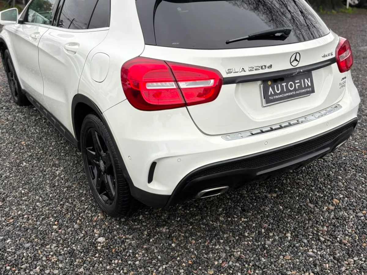 MERCEDES BENZ Gla 200 220 CDI 2016 - Imagen 19