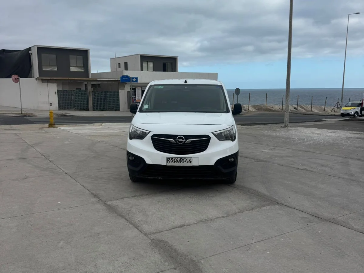 OPEL Combo 1.6 MT DIESEL 2022 - Miniatura 5