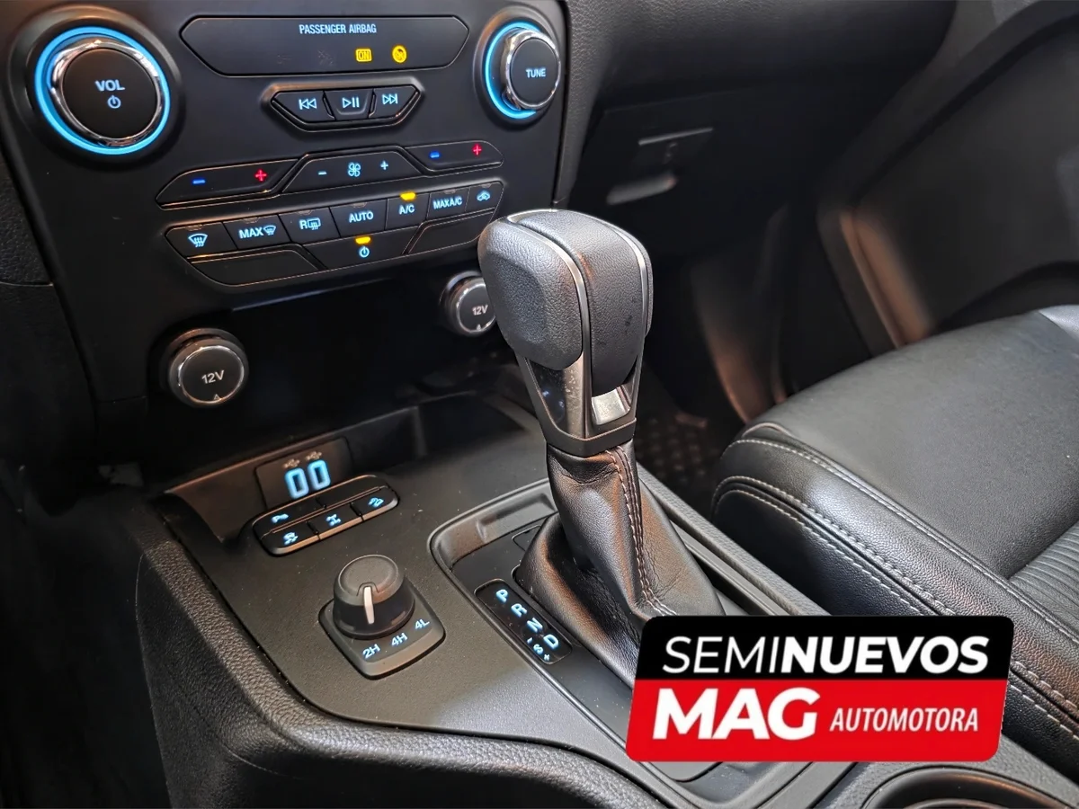 FORD RANGER LIMITED 4X4 AT 2023 - Miniatura 8