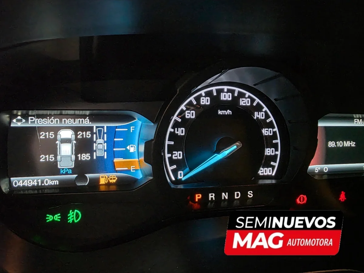 FORD RANGER LIMITED 4X4 AT 2023 - Miniatura 10