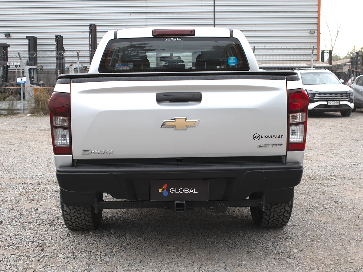 CHEVROLET DMAX DCAB miniatura 3