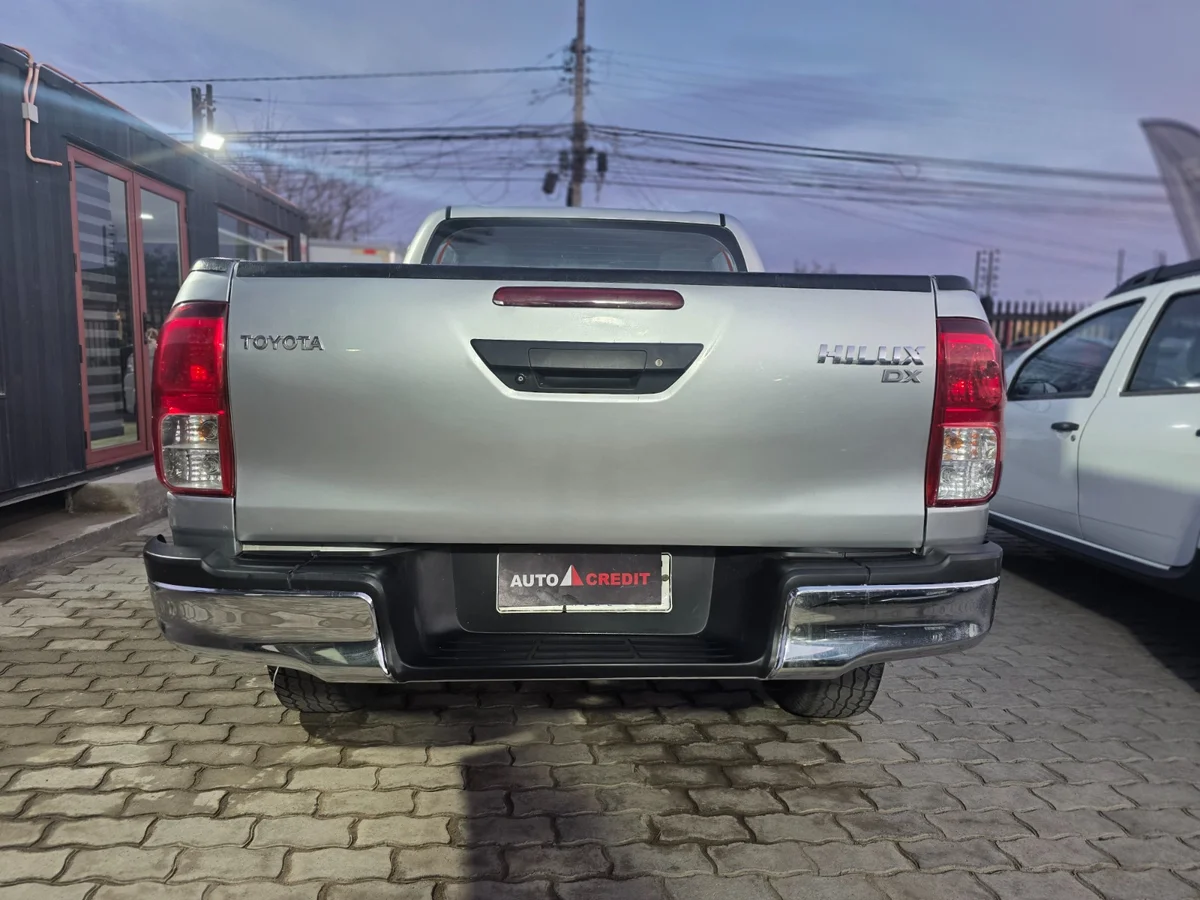 TOYOTA HILUX DX 4X4 2.4 2021