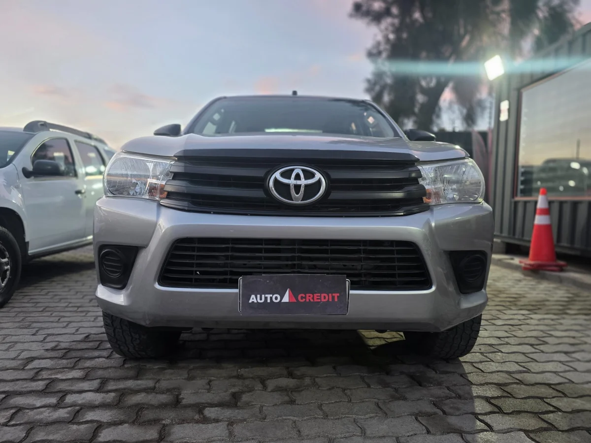 TOYOTA HILUX DX 4X4 2.4 2021 7