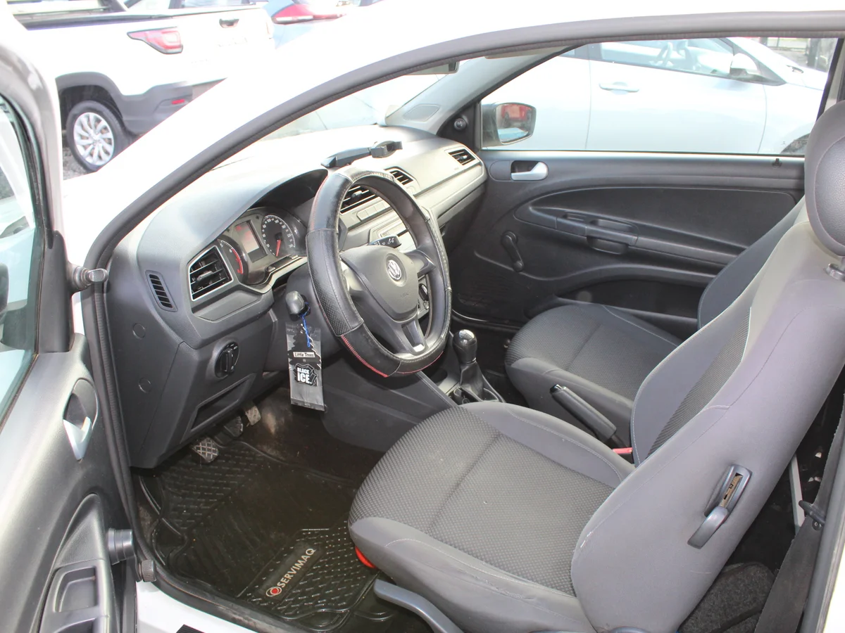VOLKSWAGEN Saveiro 1.6 POWER PLUS 4X2 MT 2P 2019 - Miniatura 10