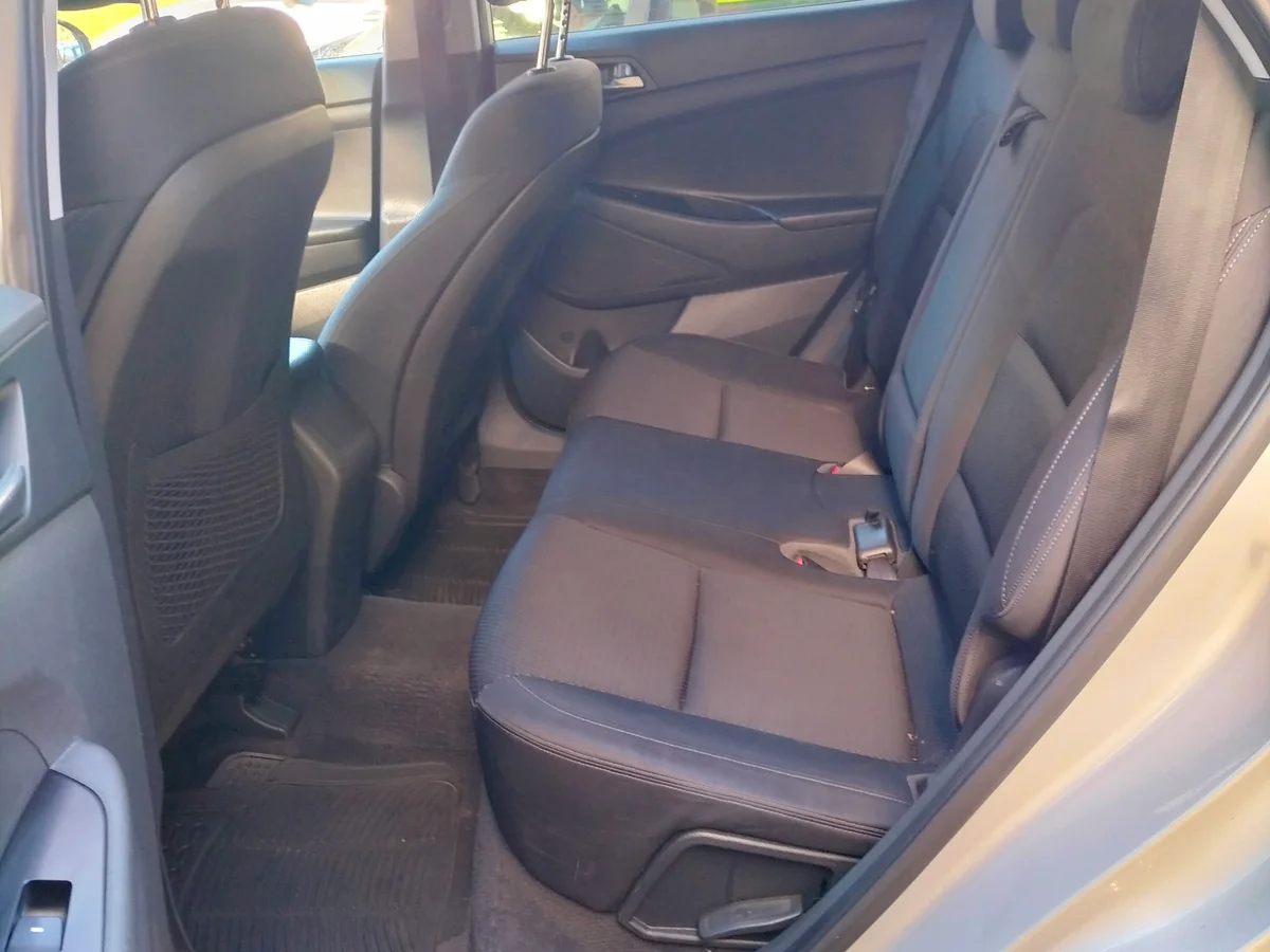 HYUNDAI Tucson GL ADVANCE 2.0 2016 - Miniatura 8