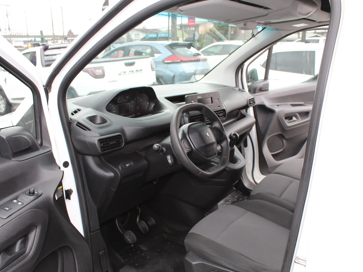 PEUGEOT Partner 1.6 L2 HDI 92 MT 2022 - Miniatura 10