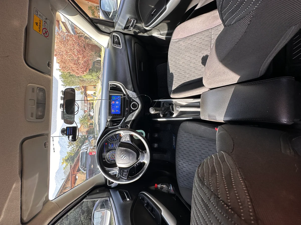 SUZUKI Baleno GLX 1.4 2019 - Miniatura 7