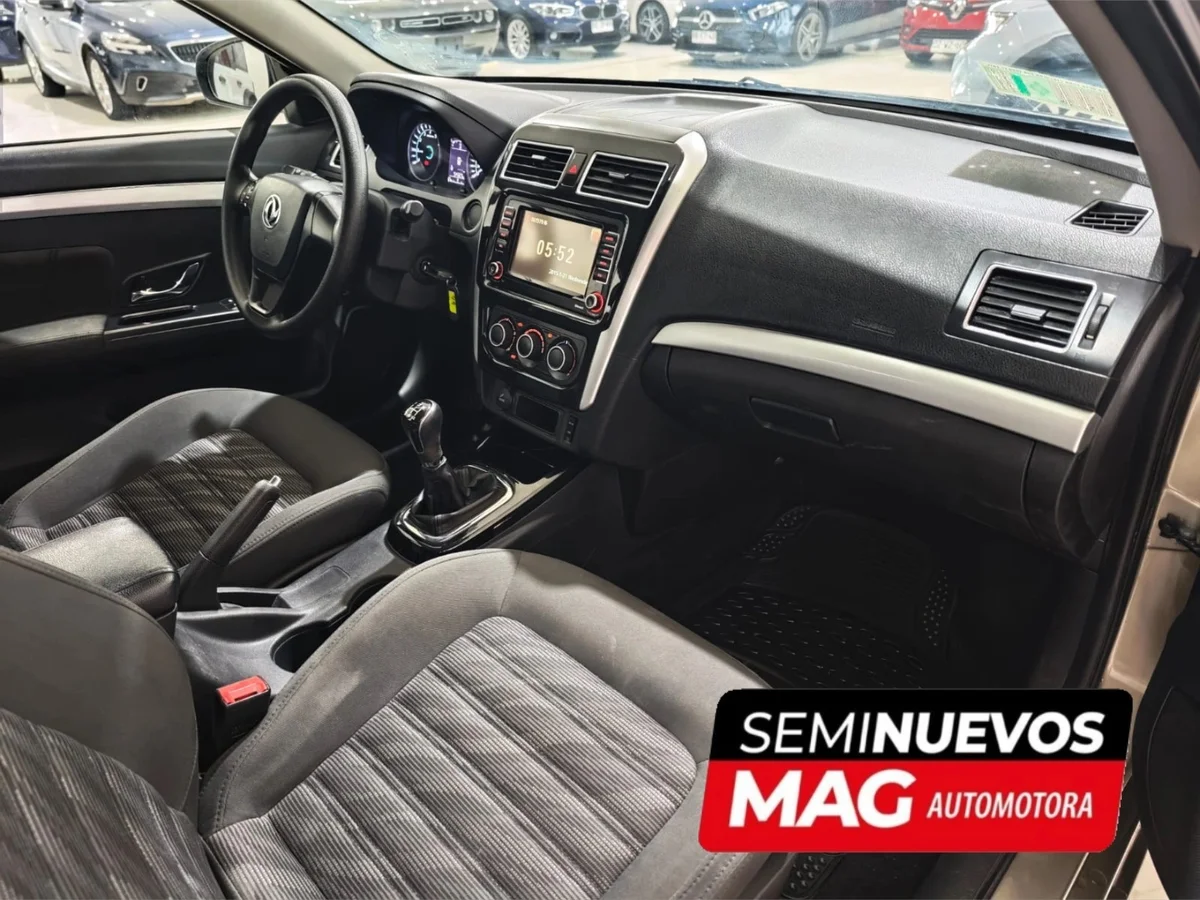DFM JOYEAR S50 1.5 4X2 5MT 4P 2019 - Miniatura 7