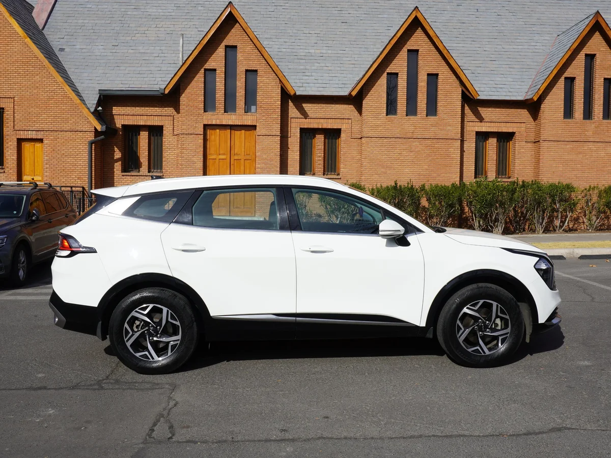 KIA Sportage EX 2.0L MT 2023 miniatura 4